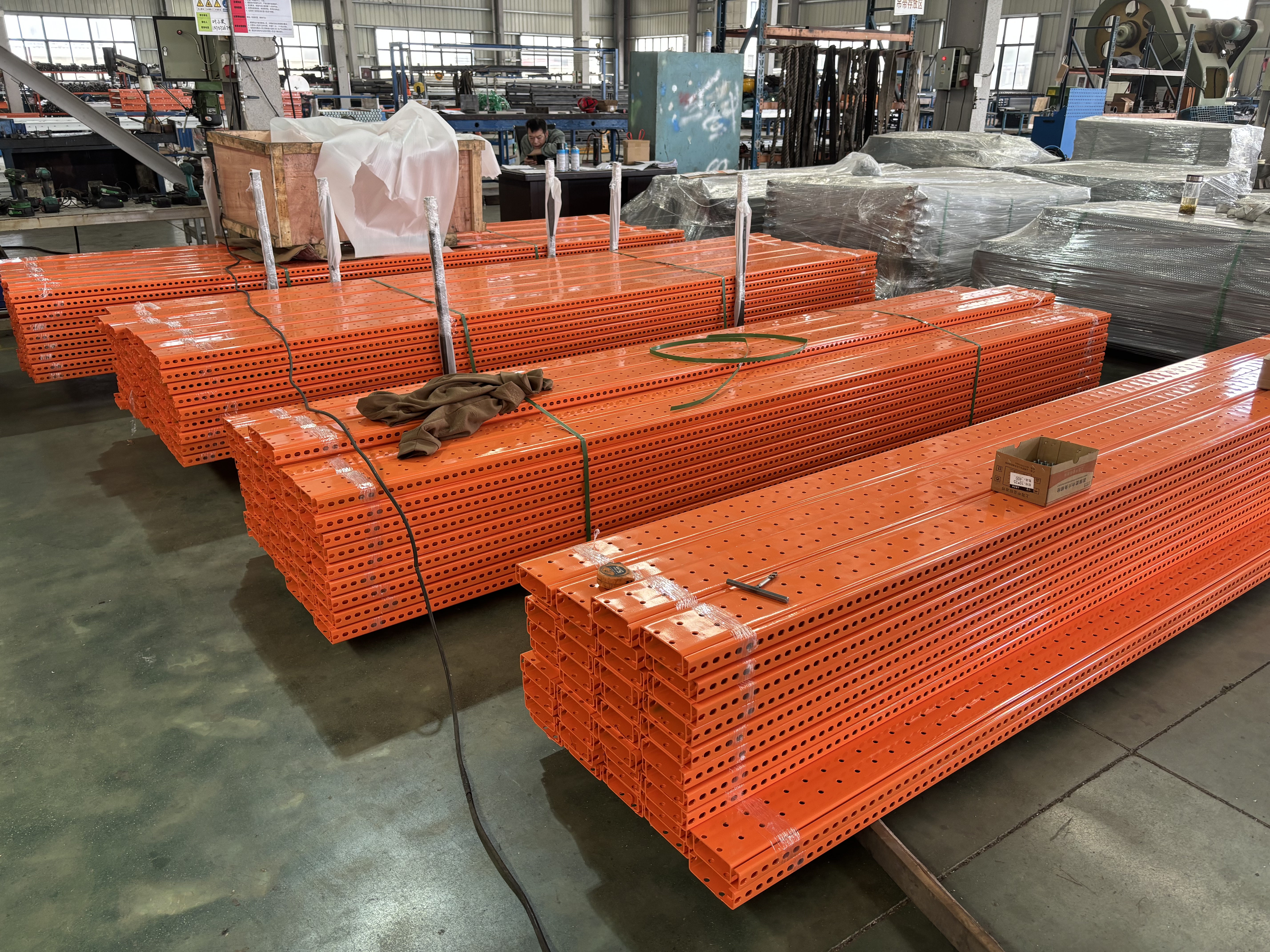 Paletten-Durchlaufregalsystemschiene