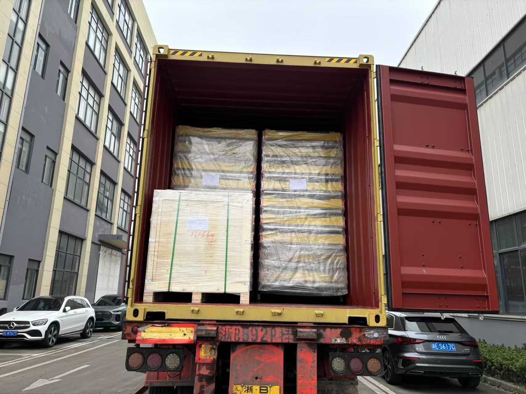 Regalrollenbahnschiene 