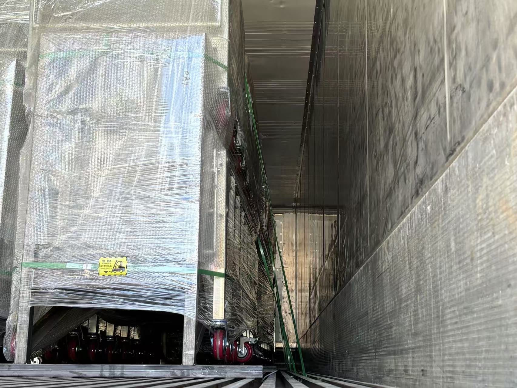 Flxible Expandable Skate Wheel F&ouml;rderer