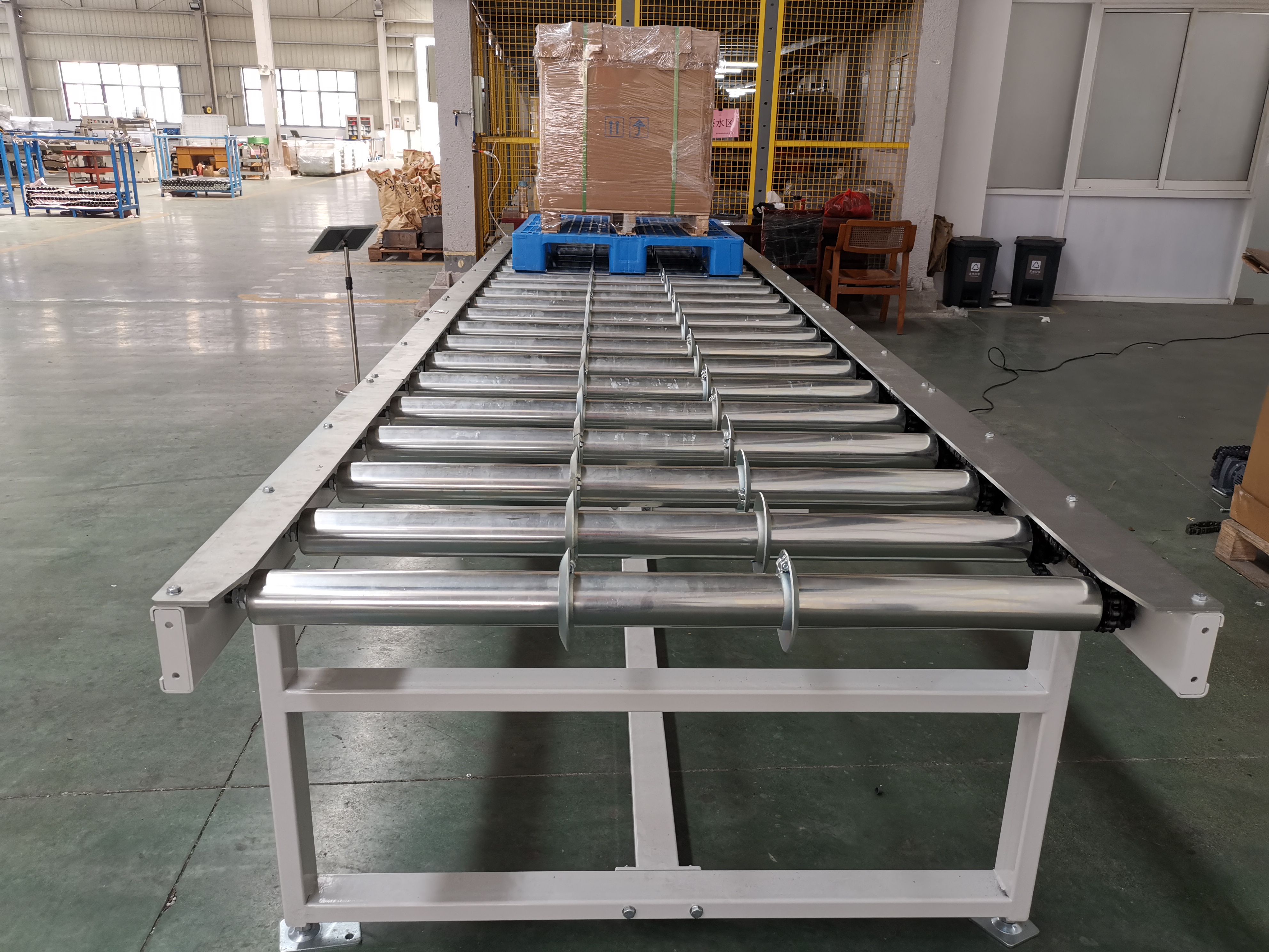 Palettenstahlrolle mit Flansch