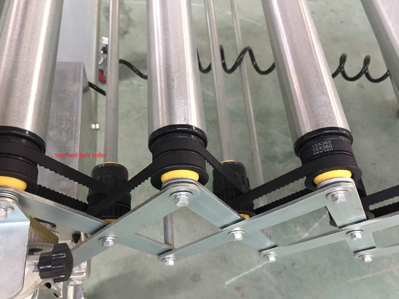 Flexibel erweiterbarer motorisierter Rollenf&ouml;rderer mit Zahnriemenantrieb